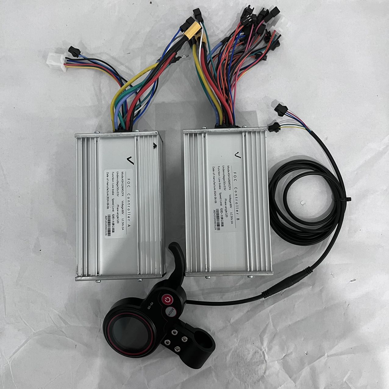 5600W 6000W E Scooter Parts 60 - 60V 5600W Dual Motor Electric Scooter recension och pris